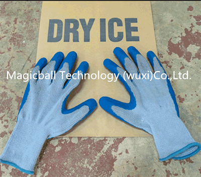 WARNING! DRY ICE